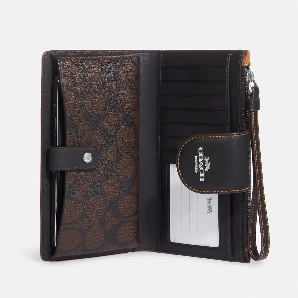 🥰 Coach Tech Wallet With Leopard Print And Signature Canvas Interior - Picture 3 of 10